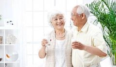 老年人口腔溃疡反复发作什么原因？